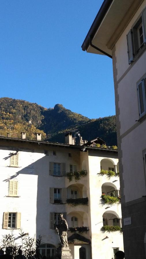 La Loggia Apartment Chiavenna Exterior foto